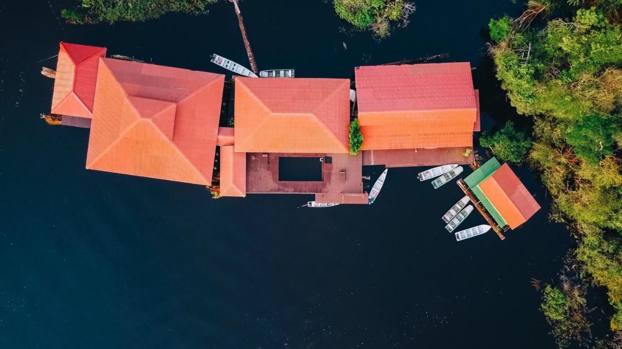 Amazon Arowana Lodge Careiro Eksteriør bilde