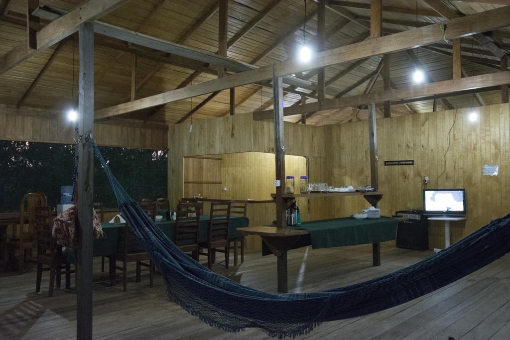 Amazon Arowana Lodge Careiro Eksteriør bilde
