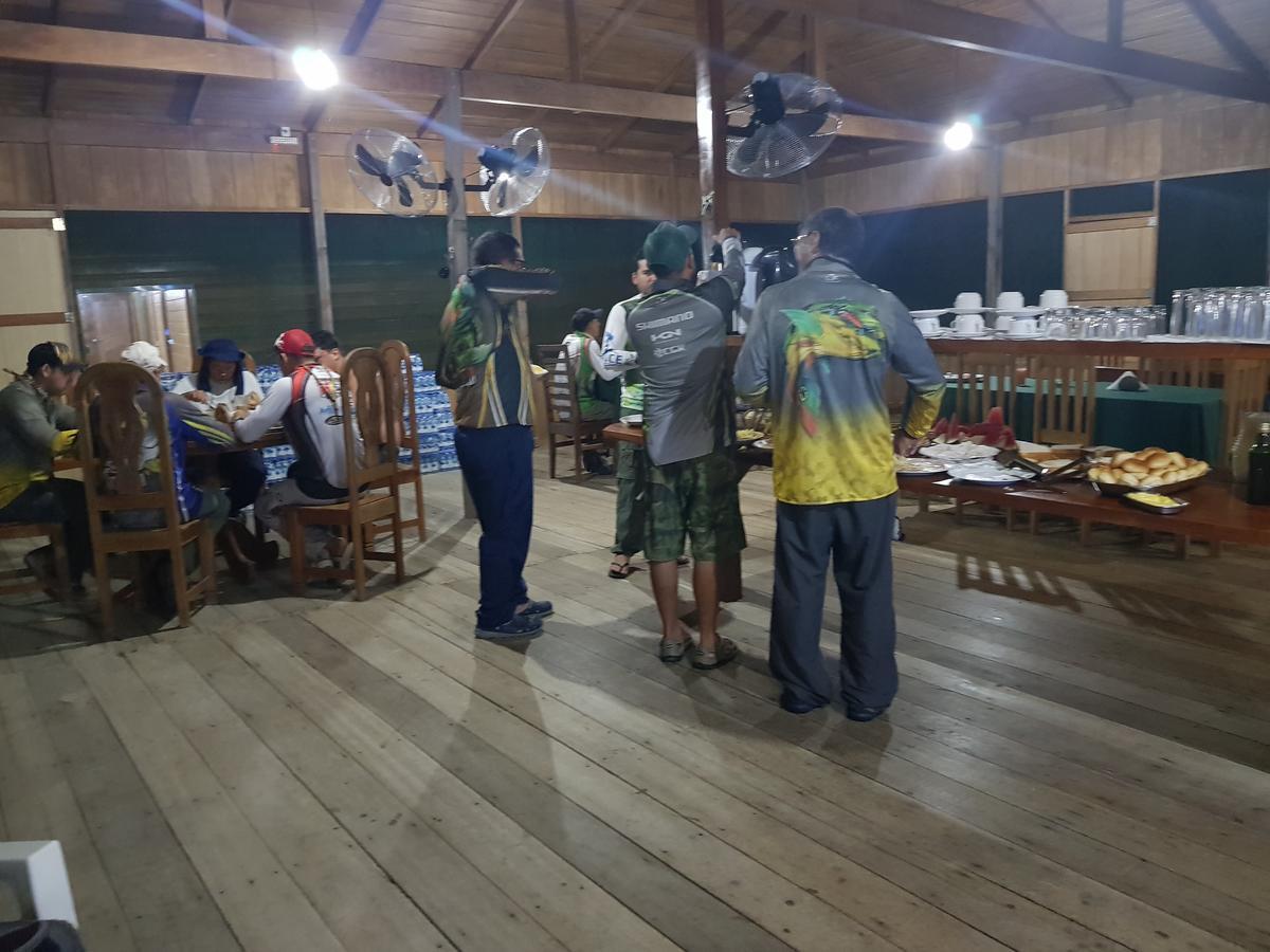 Amazon Arowana Lodge Careiro Eksteriør bilde