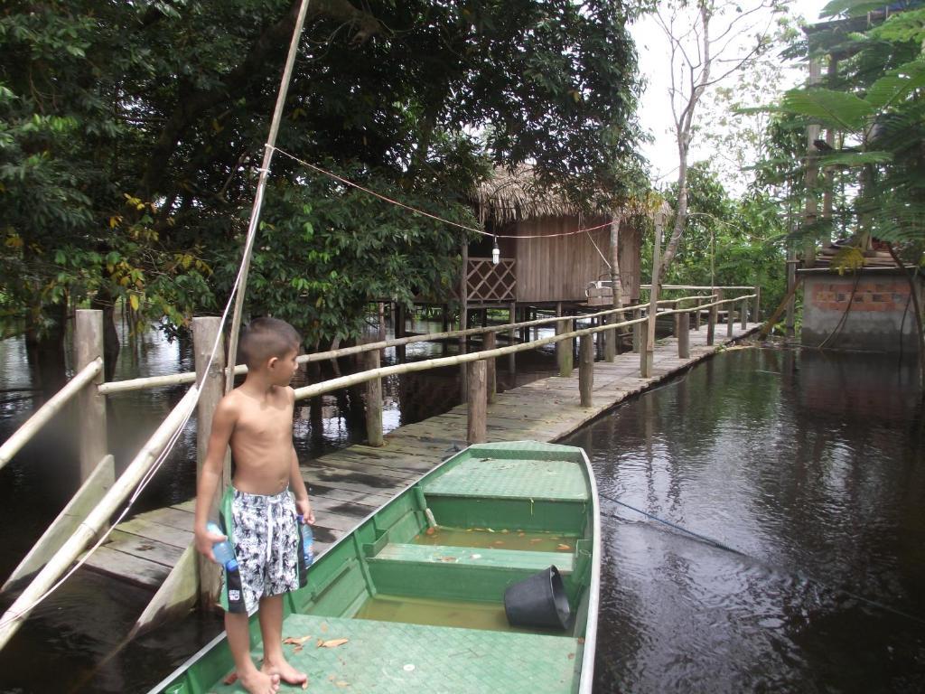 Amazon Arowana Lodge Careiro Eksteriør bilde
